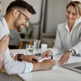 Correduría de seguros administradores de fincas